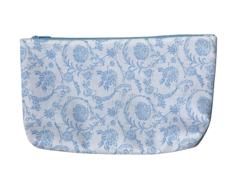 Baby wipes holder